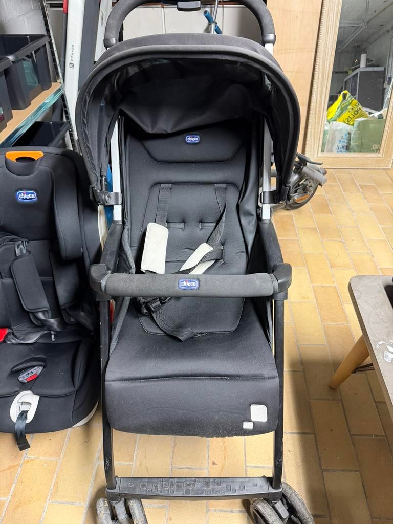 Pousette chicco, Enlèvement, Comme neuf