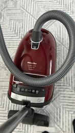 Miele c 3, Elektronische apparatuur, Stofzuigers, Stofzuiger, Zo goed als nieuw, 2000 watt of meer, Ophalen