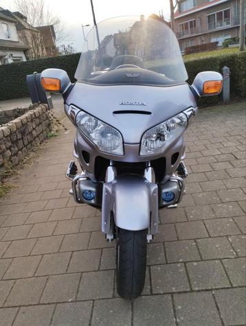 Zeer mooie gold wing **BTW AFTREKBAAR ** beschikbaar voor biedingen
