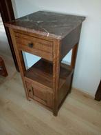 Ancienne table de chevet en Chêne, Maison & Meubles, Chambre à coucher | Tables de chevet, Enlèvement, Moins de 45 cm, Utilisé