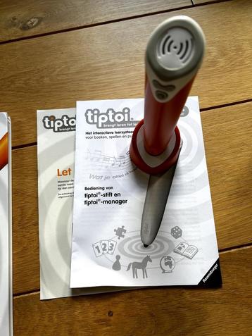 Tiptoi pen met 2 boeken beschikbaar voor biedingen