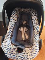 Maxi cosi pebble plus met isofix onderstel en overtrek, Ophalen, Zo goed als nieuw, Maxi-Cosi, Autogordel