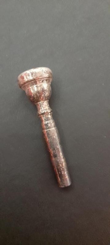Embouchure de trompette, Musique & Instruments, Instruments à vent | Trompettes, Enlèvement, Utilisé, Trompette en si bémol