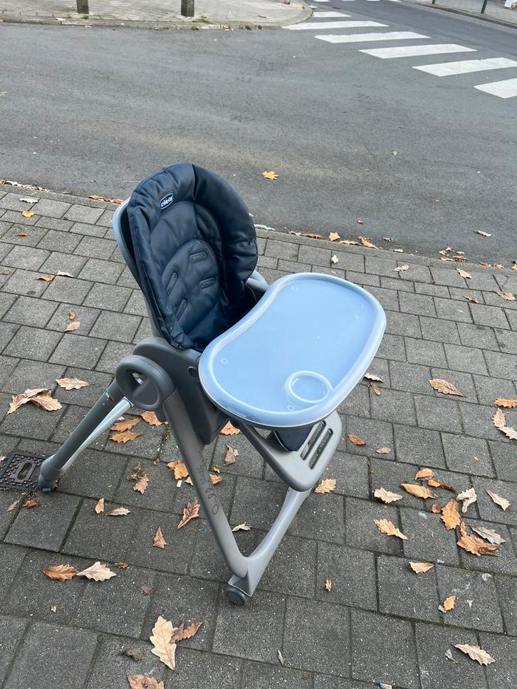 Chaise haute Chicco Polly Magic Relax – Comme neuve, Kinderen en Baby's, Kinderstoelen, Zo goed als nieuw, Afneembaar eetblad