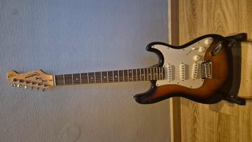 Electrisch gitaar Tanglewood Nevada FST32K + Roland Cube 20 beschikbaar voor biedingen