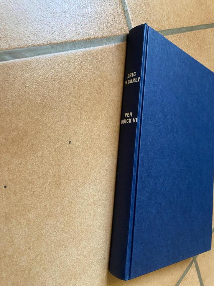 Eric Tabarly Le Tour du Monde de Pen Duick VI 1979, Boeken, Romans, Gelezen, Europa overig, Verzenden