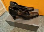 Onberispelijke zwarte schoenen met 38 pumps, Pumps, Zwart, Ophalen of Verzenden, Zo goed als nieuw