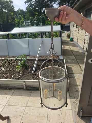 lamp beschikbaar voor biedingen
