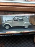 Citroen 2pk,schaal 1/18 maisto met originele verpakking., Ophalen of Verzenden, Maisto
