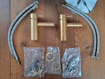 Gouden kranen hotbath cobber beschikbaar voor biedingen