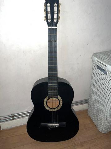 Guitare Martinez, Enlèvement, Comme neuf