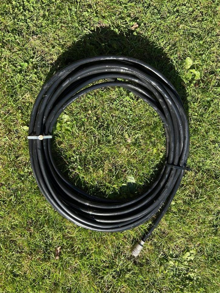 COAX kabel RG213/U-BX 10,5m, Doe-het-zelf en Bouw, Elektriciteit en Kabels, Zo goed als nieuw, Kabel of Snoer, Ophalen of Verzenden