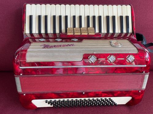 Fijne italiaanse Marinucci accordeon . 80 bas . Musette ., Muziek en Instrumenten, Accordeons, Gebruikt, Toetsaccordeon, 80-bas