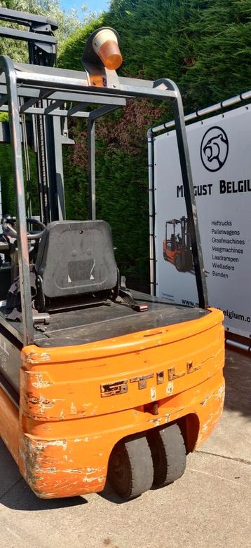 Heftruck still meer dan 5 meter beschikbaar voor biedingen
