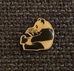 PIN - PANDA - BEER - OURS - PANDA BEAR, Verzenden, Gebruikt, Dier of Natuur, Speldje of Pin