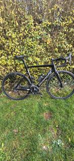 Velo bianchi aria carbone, Carbone