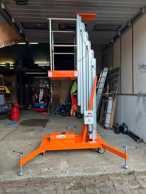 Compacte hoogwerker, Zakelijke goederen, Machines en Bouw | Liften, Steigers en Ladders, Verzenden