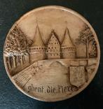 Stenen wandbord Ghent die fiere, Ophalen