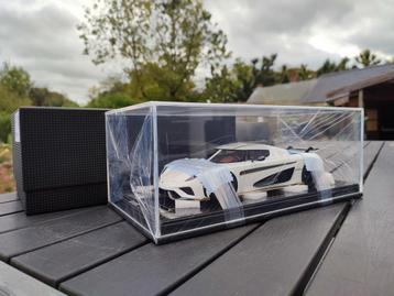 Koenigsegg Regera Frontiart 1/18 disponible aux enchères