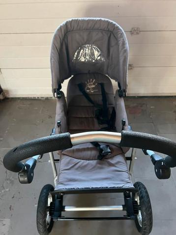 Kinderwagen beschikbaar voor biedingen