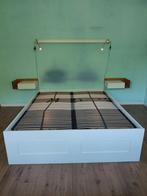 Ikea bed Brimnes 160 CM met 2 nachtkastjes + lampen + plank, Huis en Inrichting, Ophalen, Gebruikt, 160 cm