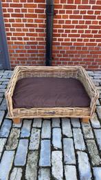 Luxe 51DegreesNorth Hondenbank – Rattan | 80x55x38, Ophalen, Zo goed als nieuw, Riet