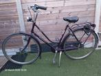 De fiets met een nieuwe binnen banden en voor licht., Fietsen en Brommers, Ophalen, Zo goed als nieuw