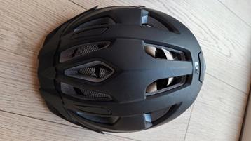 Fietshelm in goede staat  beschikbaar voor biedingen