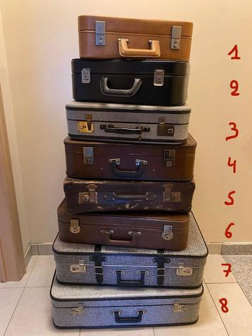 Lot vintage reiskoffers / valiezen