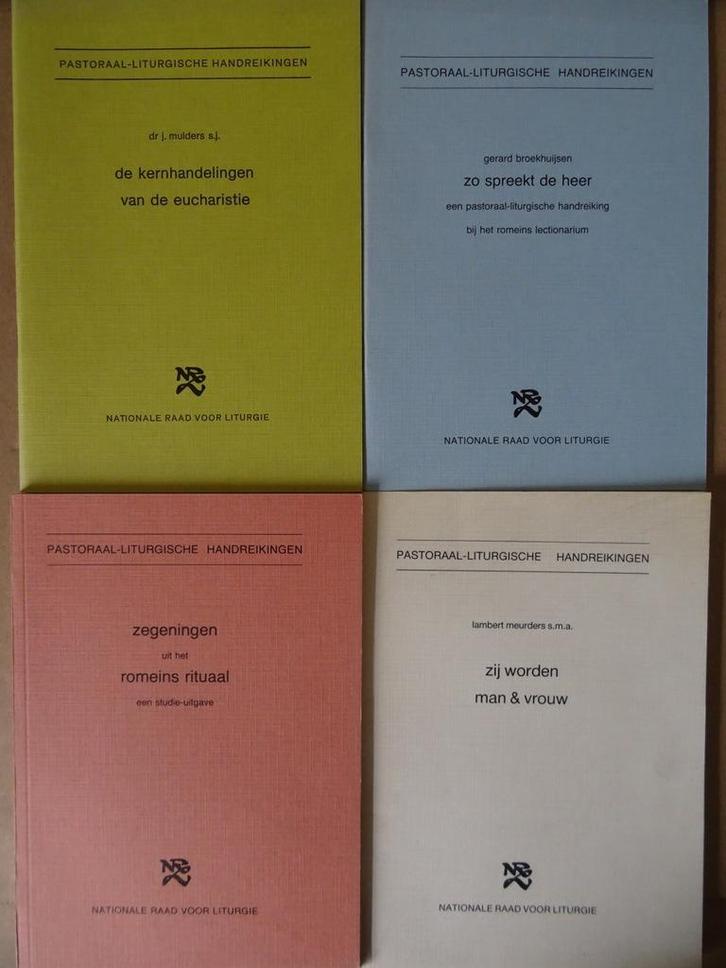 Pastoraal-Liturgische handreikingen Deel 1 3 4 + 5 Ongelezen, Boeken, Godsdienst en Theologie, Zo goed als nieuw, Christendom | Katholiek