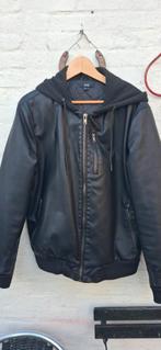 Veste d'hiver en cuir végétalien. État neuf., Enlèvement ou Envoi, Comme neuf, Taille 52/54 (L), Noir