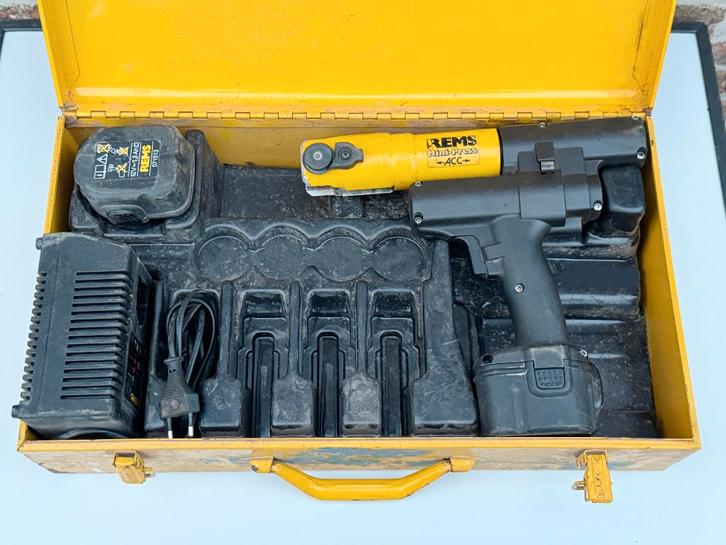 REMS Mini-Press Perstang + 2x Batterij & Oplader, Doe-het-zelf en Bouw, Sanitair, Ophalen