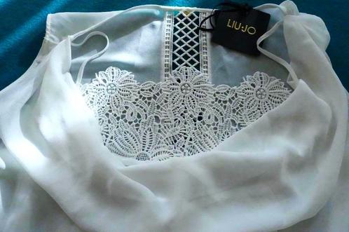 Elegante nieuwe blouse Liu - Jo. Maat italiaanse 44., Kleding | Dames, Blouses en Tunieken, Nieuw, Maat 42/44 (L), Overige kleuren