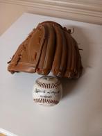 Bbase Ball  met catche pocket, Sport en Fitness, Honkbal en Softbal, Zo goed als nieuw, Ophalen