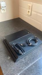 Ps4 met bijhorende kabels, Met games, Ophalen of Verzenden, Zo goed als nieuw, 1 TB