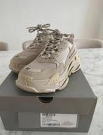 Balenciaga triple s, Kleding | Dames, Schoenen, Ophalen, Zo goed als nieuw