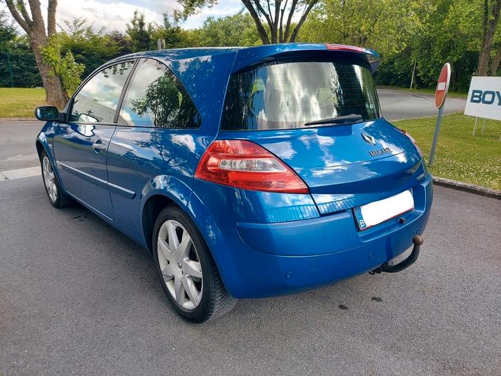 Megane_1.6-benzine-111pk-82kw_Xenon_Climat_Camera., Auto's, Renault, Particulier, Mégane, ABS, Achteruitrijcamera, Airbags, Airconditioning