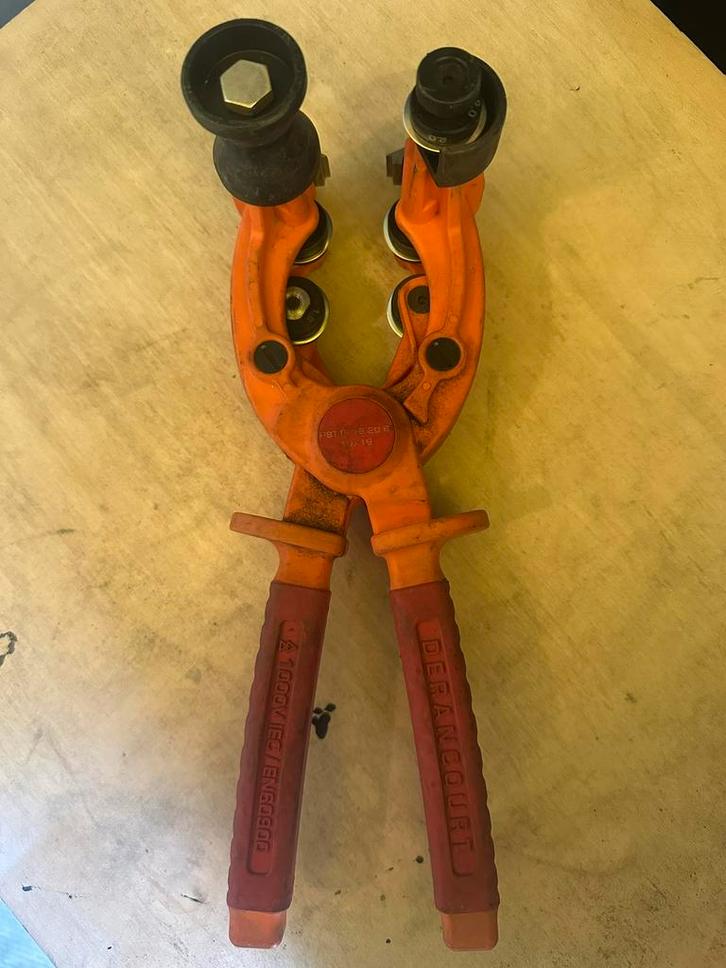 Derancourt striptang, Doe-het-zelf en Bouw, Gereedschap | Handgereedschap, Zo goed als nieuw, Ophalen