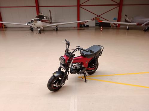 Dax skyteam 50cc B klasse, Vélos & Vélomoteurs, Cyclomoteurs | Honda, Classe B (45 km/h), Enlèvement ou Envoi