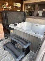 Explore jacuzzi spa pro, Ophalen, Zo goed als nieuw