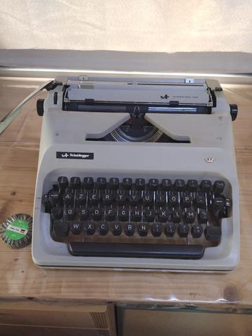 Typemachine Scheidegger beschikbaar voor biedingen