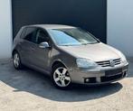 Volkswagen Golf united 1.4 essence prete a immatriculer, Auto's, Stof, 5 deurs, Euro 4, Zilver of Grijs
