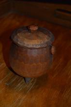 1 petit pot avec couvercle  en bois, Enlèvement