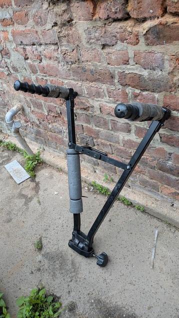 Hitch ball fietshouder  beschikbaar voor biedingen