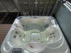 Jacuzzi HotSpring Jetsetter, Tuin en Terras, Bubbelbaden en Hottubs, Ophalen, Gebruikt, Afdekzeil, Vast