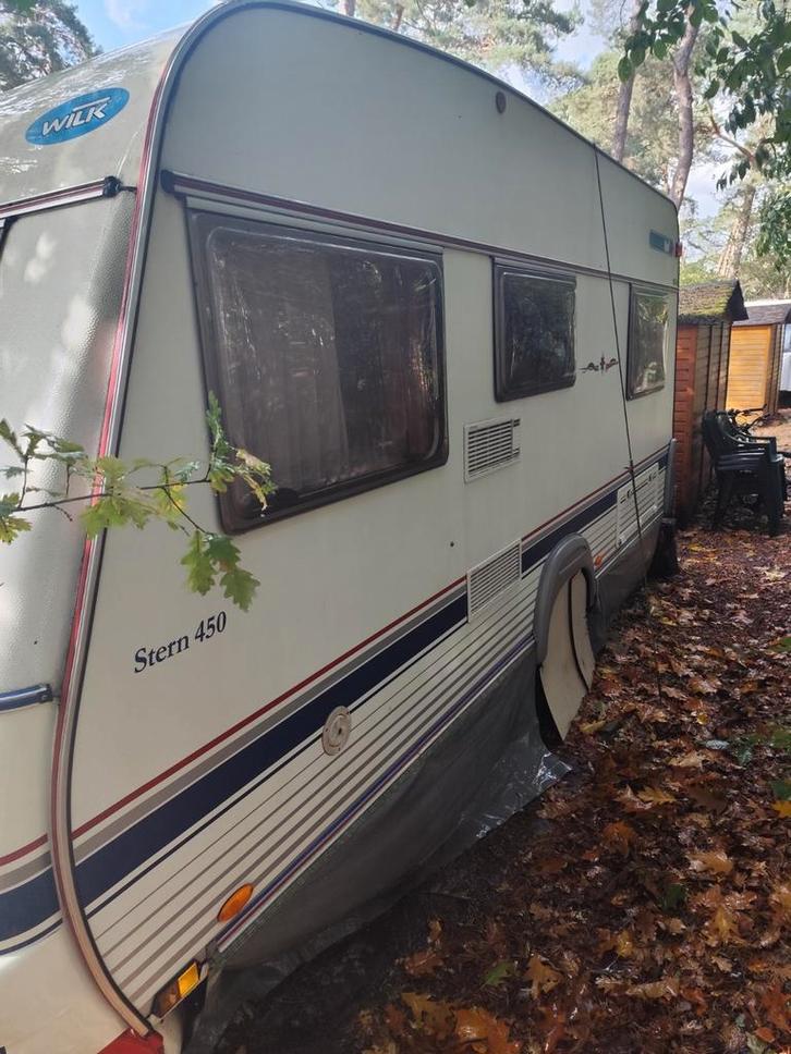 Caravan Wilk Stern 450 van 2002 in nog mooie staat, Caravans en Kamperen, Caravans, Particulier, Wilk, Douche, Ophalen