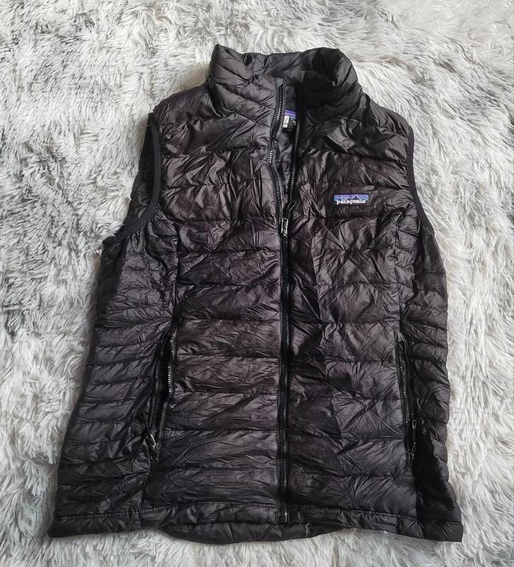 Patagonia donsvest - damesmaat M, Kleding | Dames, Bodywarmers, Zo goed als nieuw, Maat 38/40 (M), Zwart, Ophalen of Verzenden