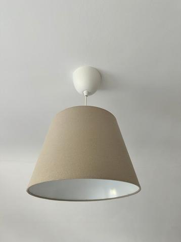 Abat-jour IKEA SKOTTORP beige 33cm beschikbaar voor biedingen