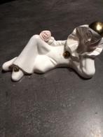 Wit en goud liggend pierrot beeldje, Ophalen of Verzenden