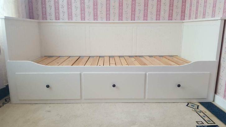 Lits., Maison & Meubles, Chambre à coucher | Lits, Comme neuf, Bois, Blanc, Enlèvement